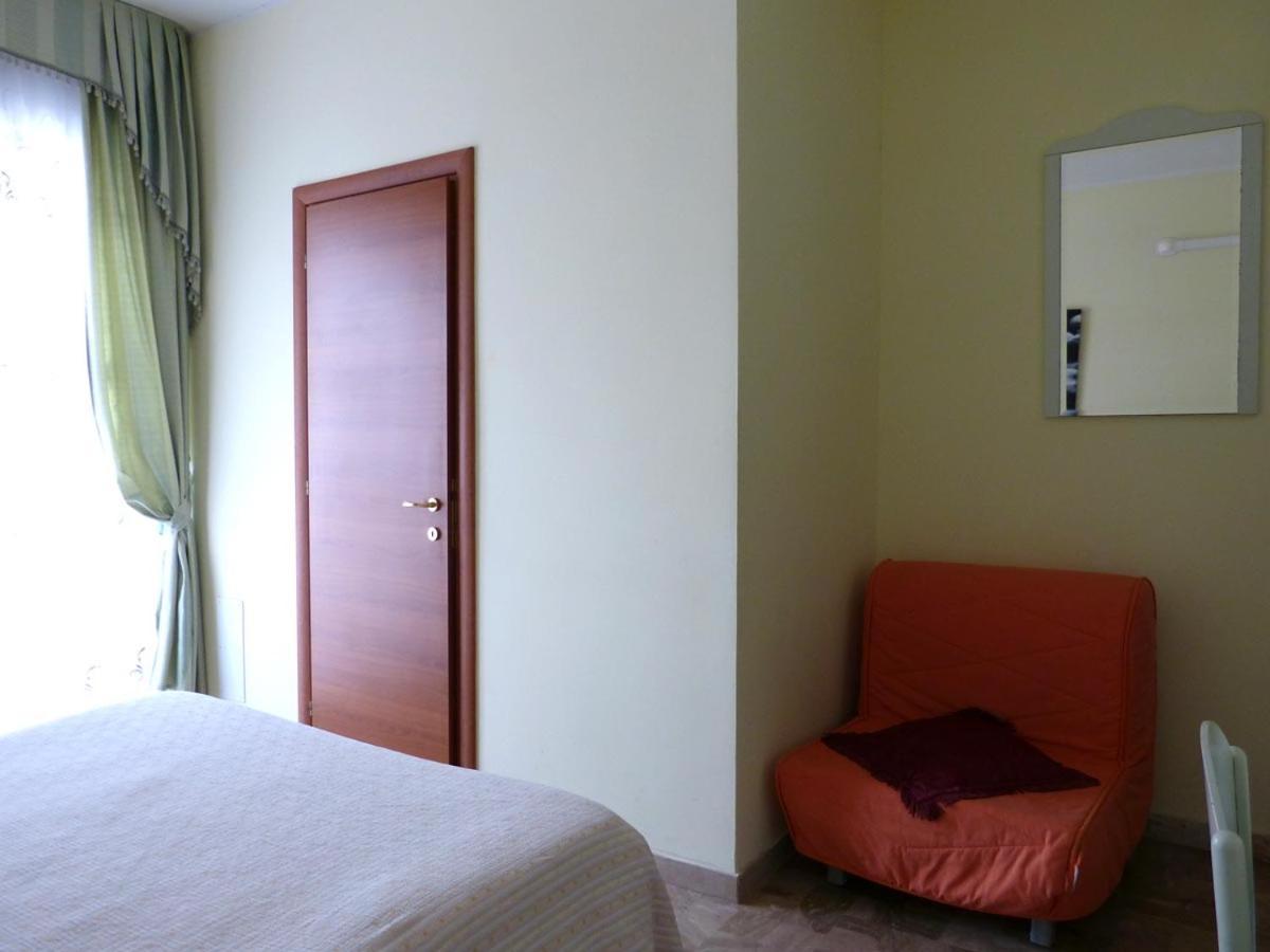 Le Mimose Bed & Breakfast Пескара Екстериор снимка